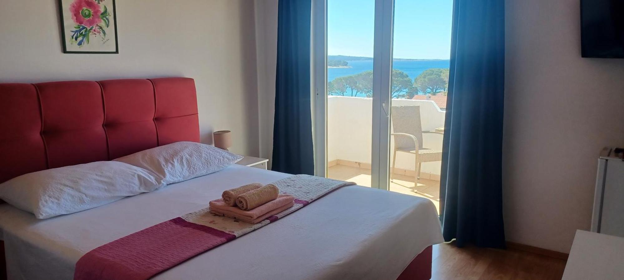 Apartments & Rooms Mila Banjol Екстер'єр фото